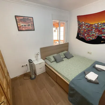 Lejlighed Sunny 3 Bed Only 7 Minute Walk From Beac La Herradura (Granada)